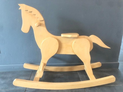 Joli cheval bascule - bascule, enfant
